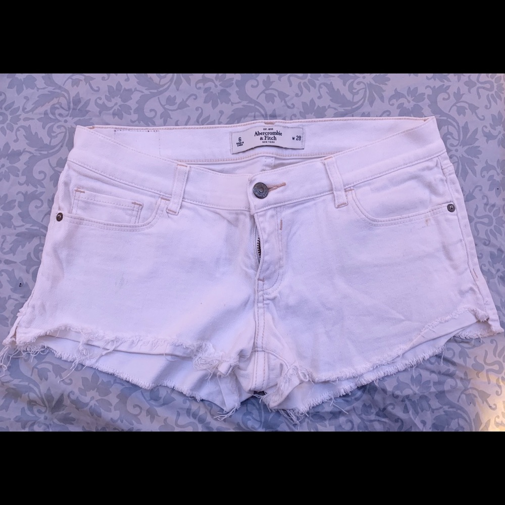 Abercrombie shorts size 6